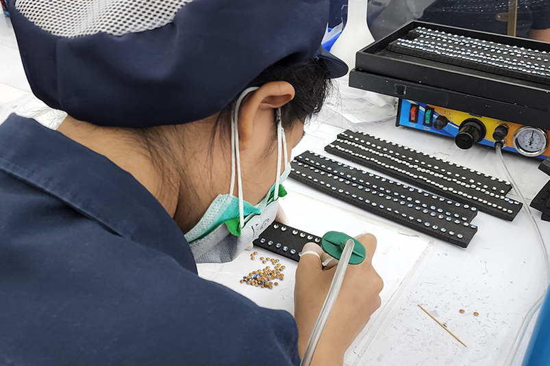 Traditional Silver Jewelry Suppliers